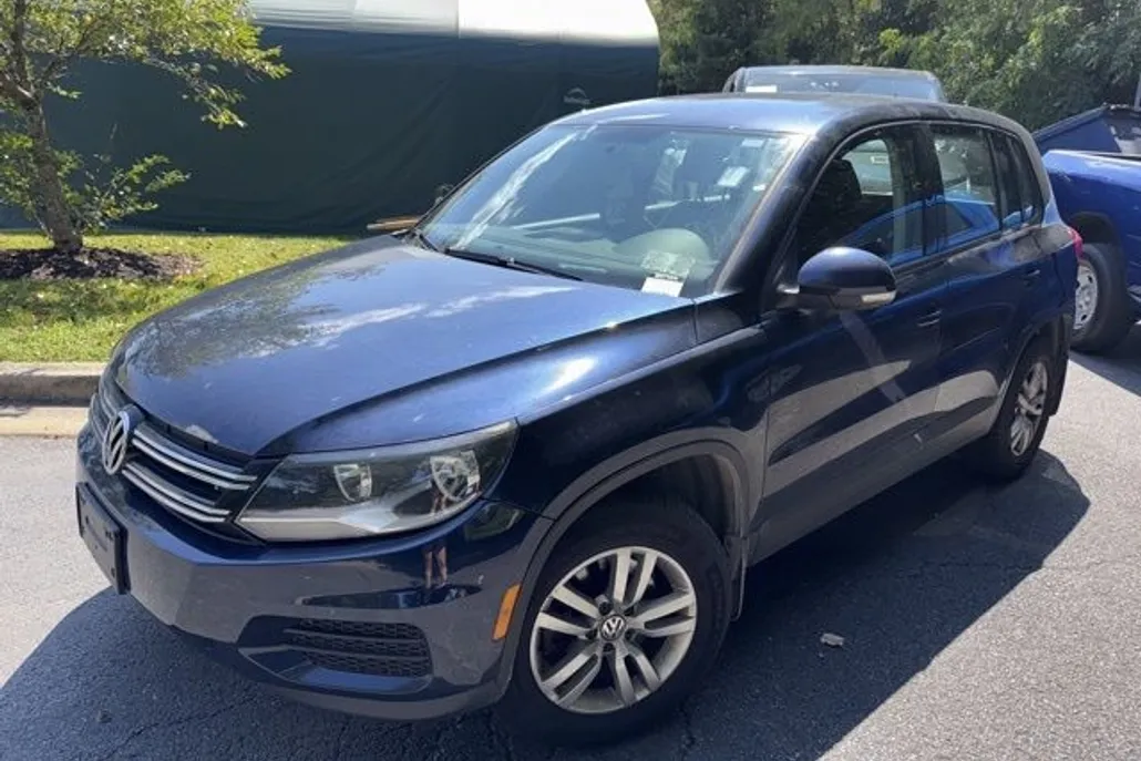 2014 Volkswagen Tiguan S photo 1