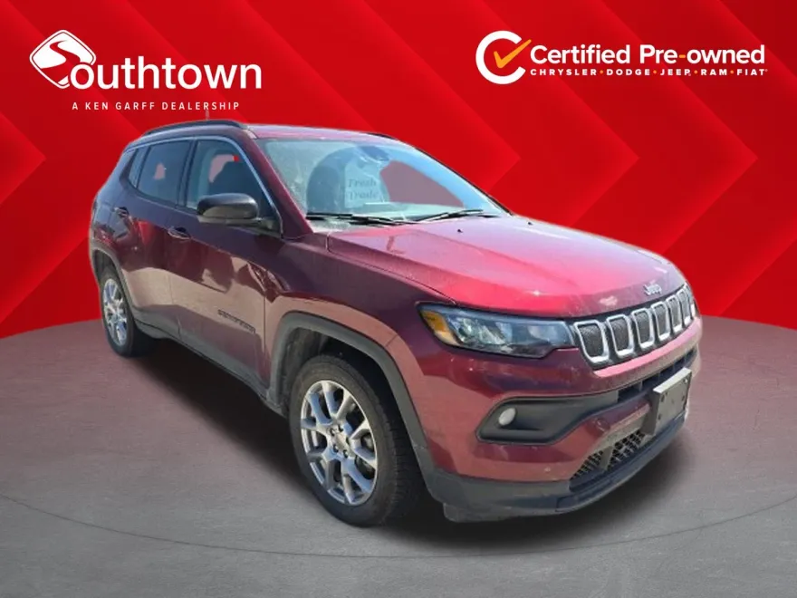 2022 Jeep Compass Latitude Lux photo 1