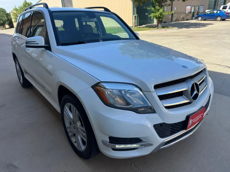 2015 Mercedes Benz GLK 350 photo 1