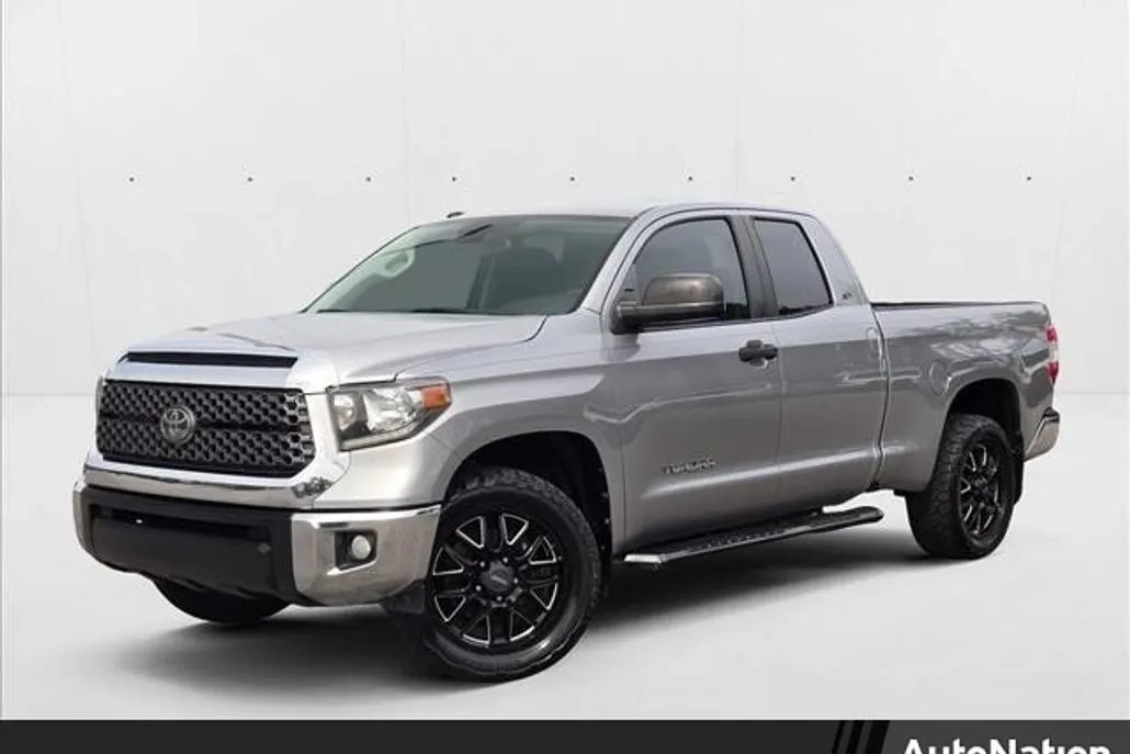2018 Toyota Tundra SR5 photo 1