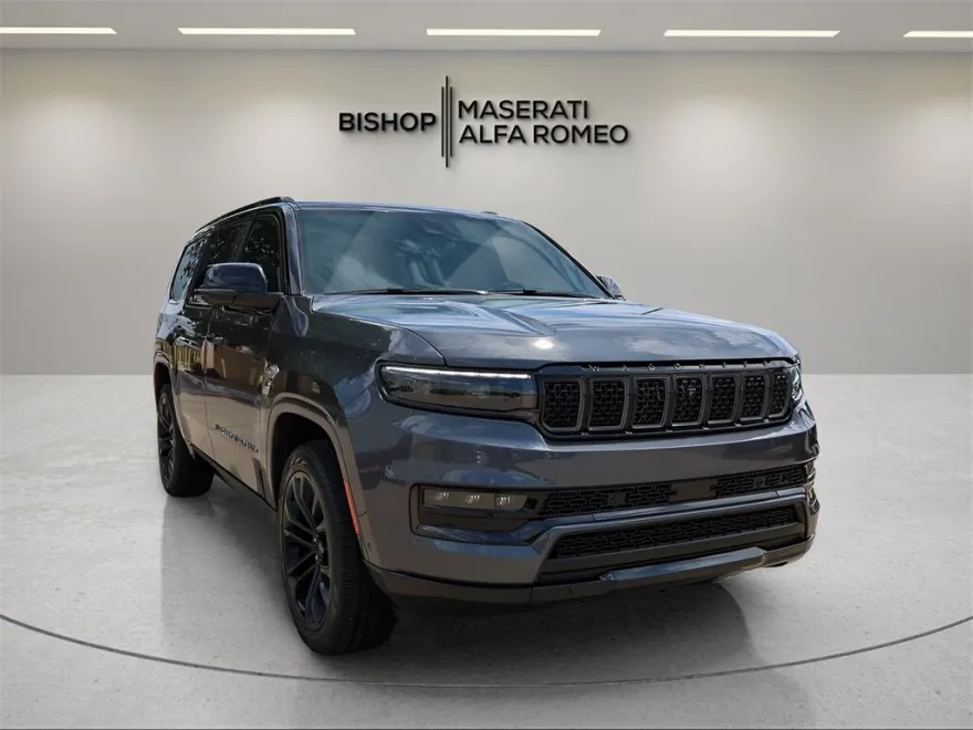2024 Jeep Grand Wagoneer II photo 1