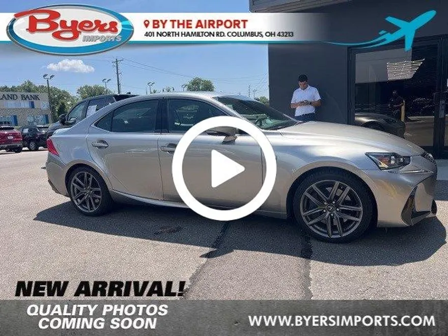 2018 Lexus IS 300 photo 1