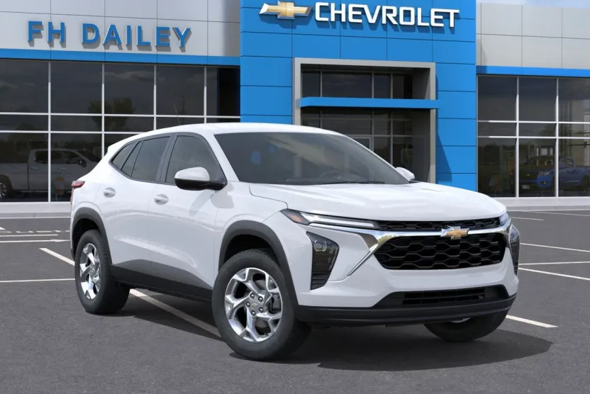 2026 Chevrolet Trax LS photo 1