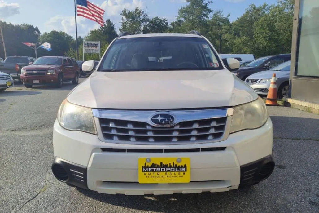 2012 Subaru Forester 2.5X Premium photo 1