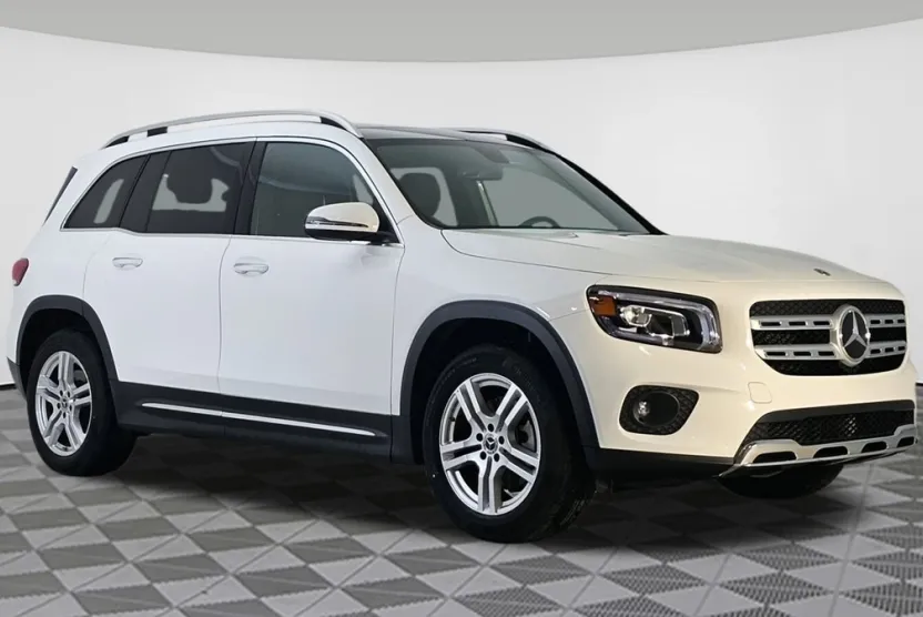 2022 Mercedes Benz GLB 250 4MATIC photo 1