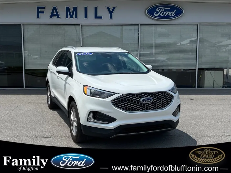 2023 Ford Edge SEL photo 1