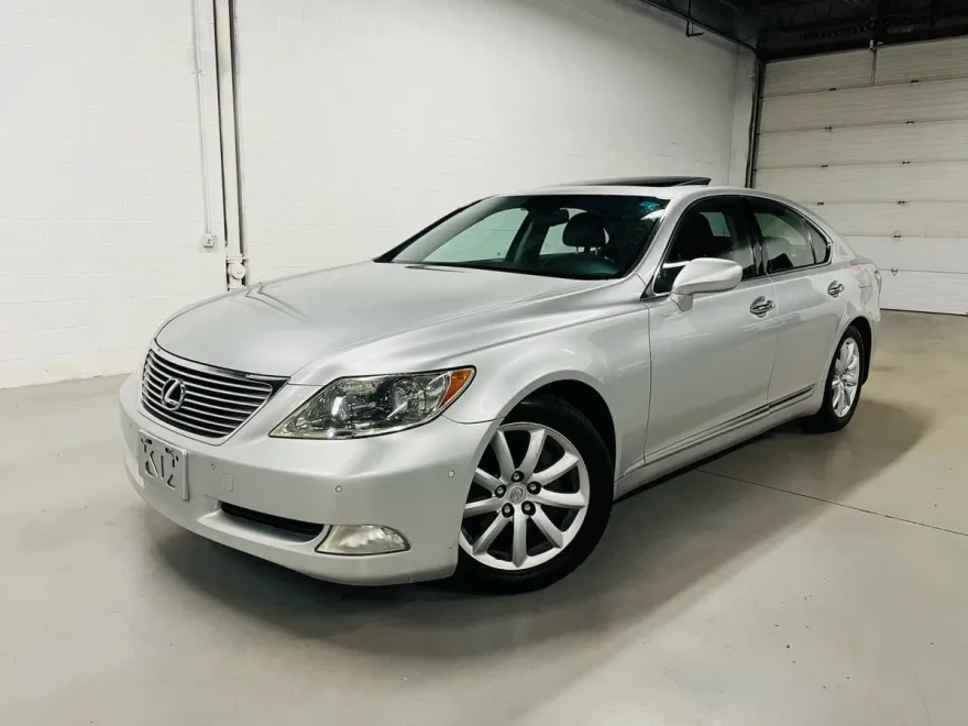 2007 Lexus LS 460 photo 1