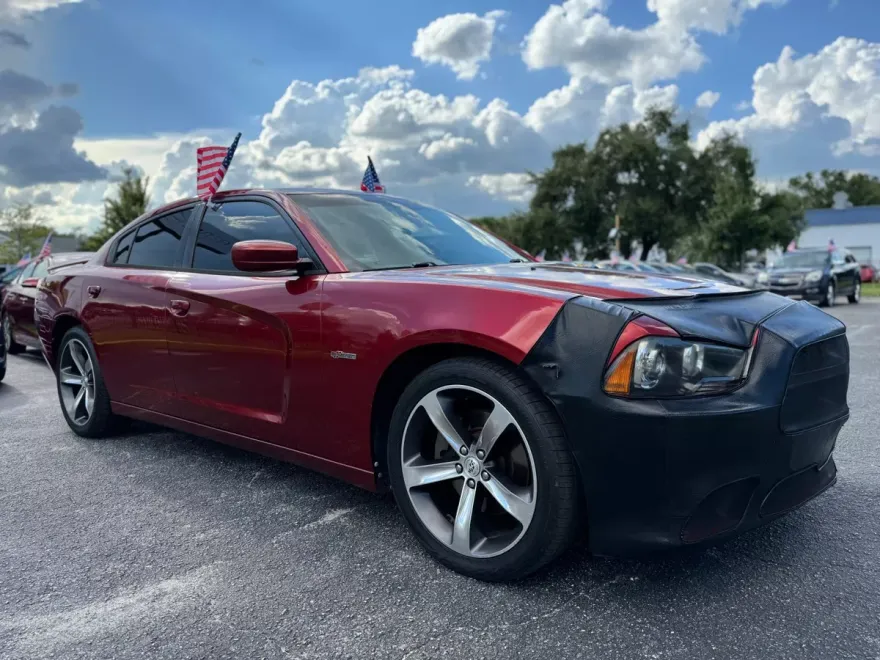 2014 Dodge Charger R/T photo 1