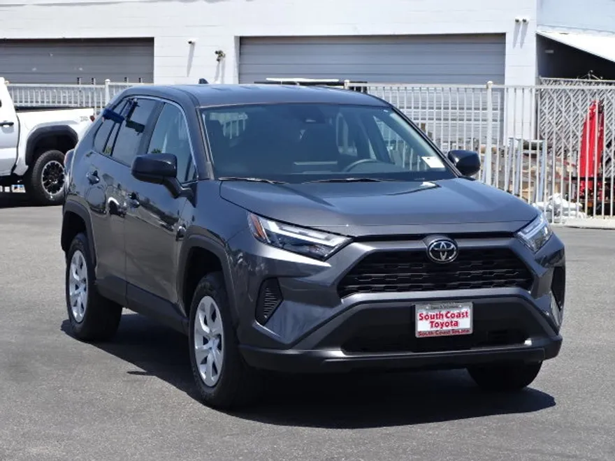 2025 Toyota RAV4 LE photo 1