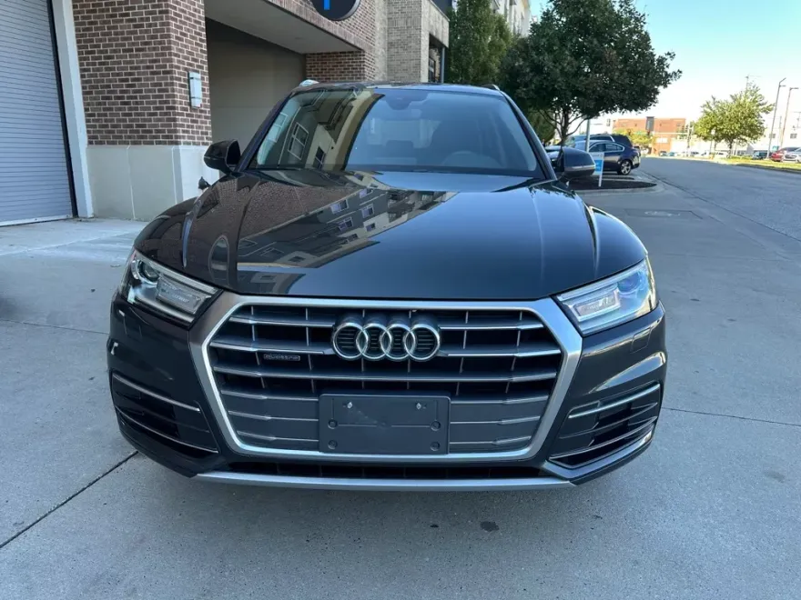 2018 Audi Q5 2.0T Premium photo 1