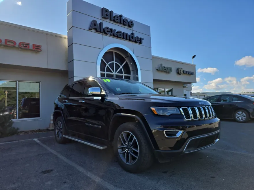 2019 Jeep Grand Cherokee Limited photo 1