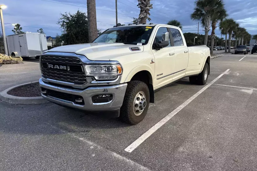 2022 Ram 3500 Limited photo 1