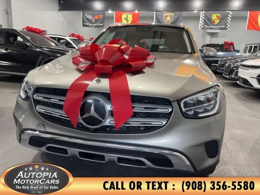 2018 Mercedes Benz GLC 300 4MATIC photo 1
