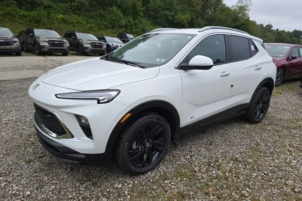 2026 Buick Encore GX Sport Touring photo 1