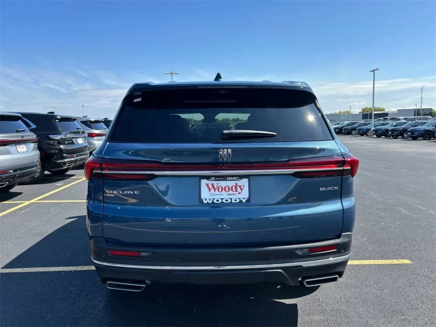 2026 Buick Enclave Preferred photo 1