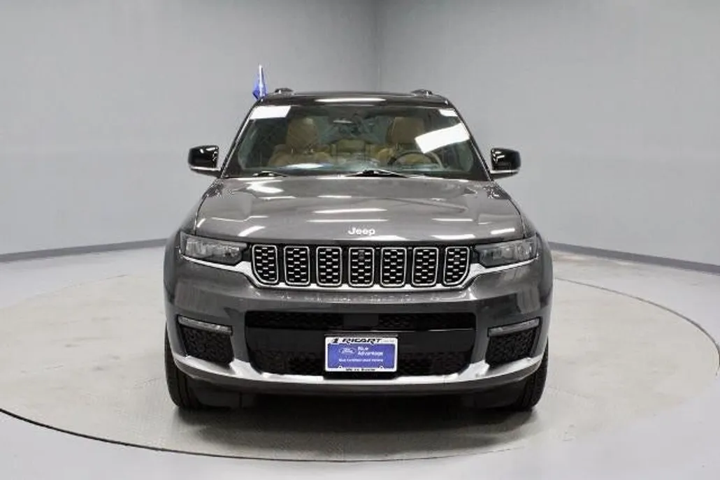 2024 Jeep Grand Cherokee L Summit photo 1