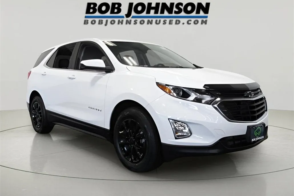 2021 Chevrolet Equinox LT photo 1