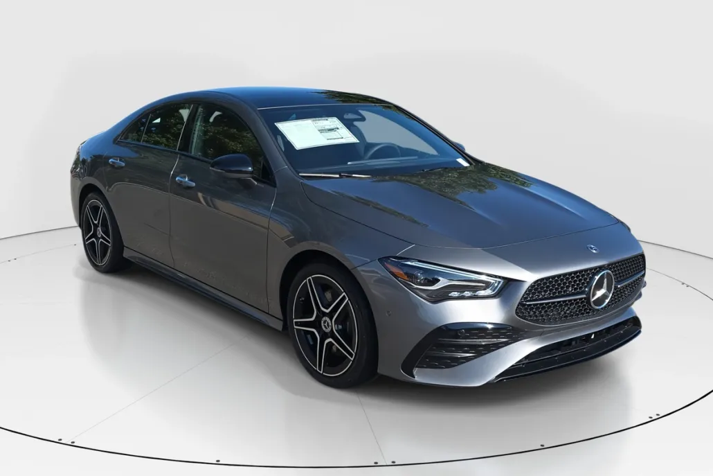 2025 Mercedes Benz CLA 250 4MATIC photo 1