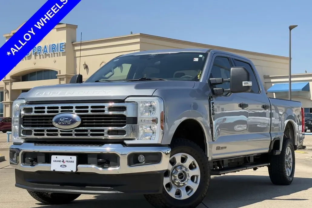 2024 Ford F-250 XLT photo 1