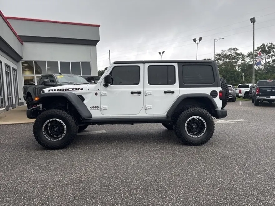 2018 Jeep Wrangler Unlimited Rubicon photo 1