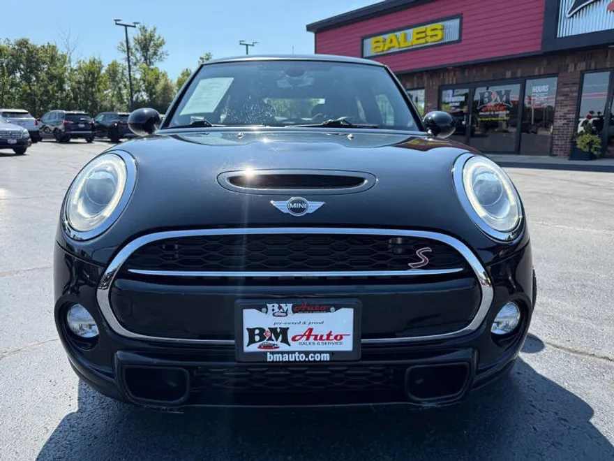 2015 Mini Cooper 2 Door Hardtop S photo 1