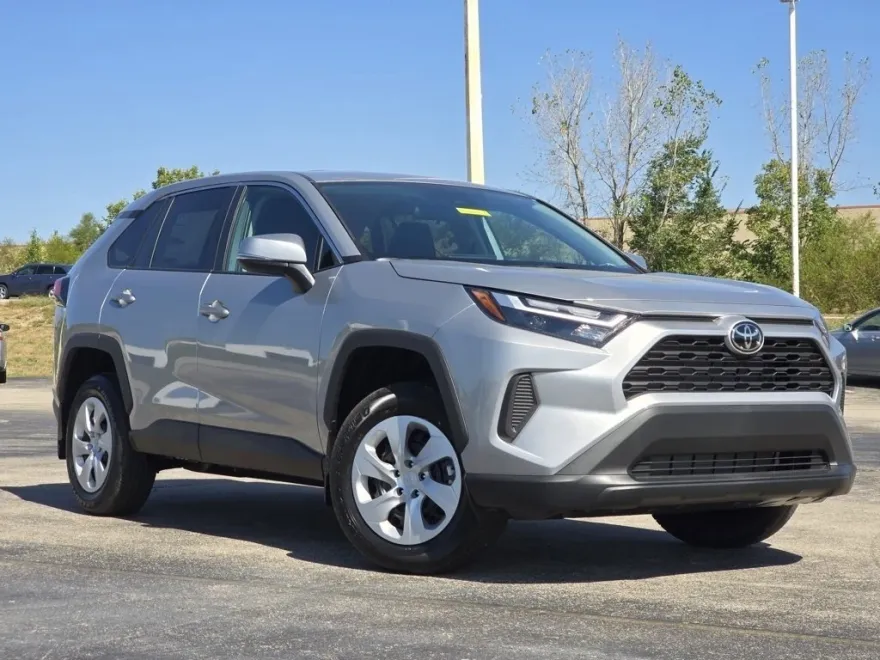 2025 Toyota RAV4 LE photo 1