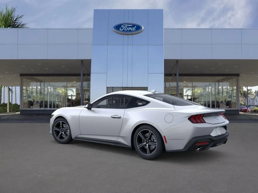 2025 Ford Mustang photo 1