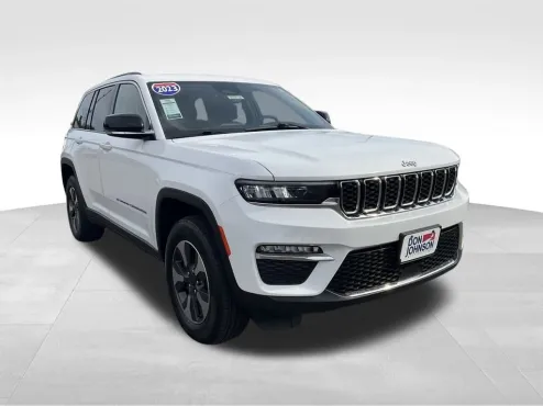 2023 Jeep Cherokee 4xe photo 4