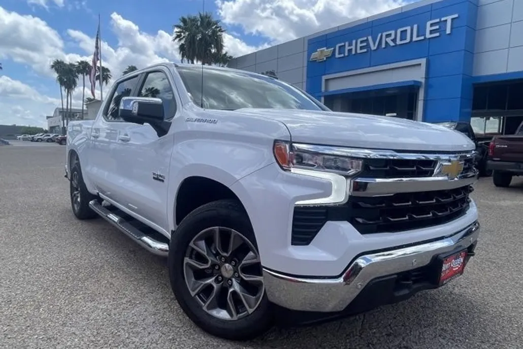 2026 Chevrolet Silverado 1500 LT photo 1