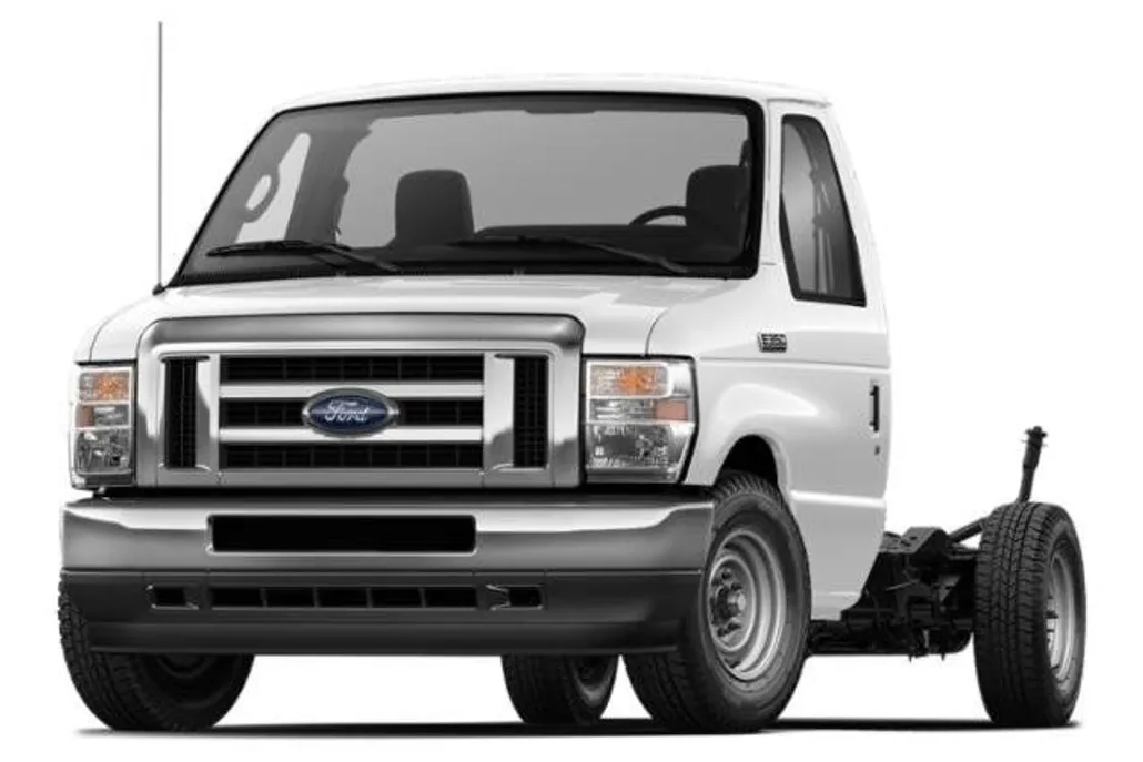 2025 Ford E-350 photo 1