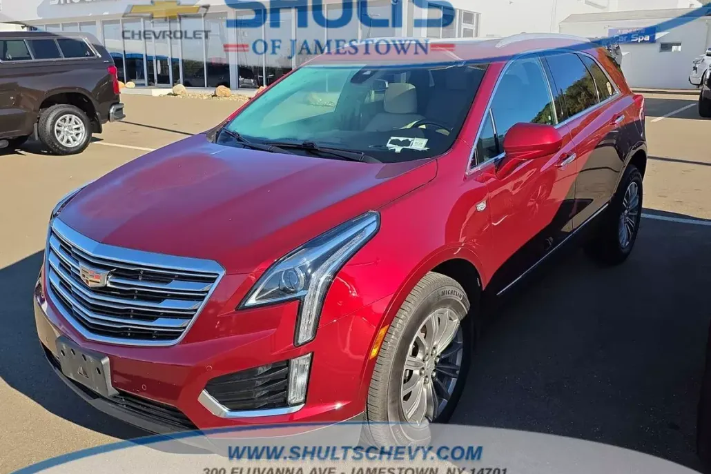2017 Cadillac XT5 Luxury photo 1