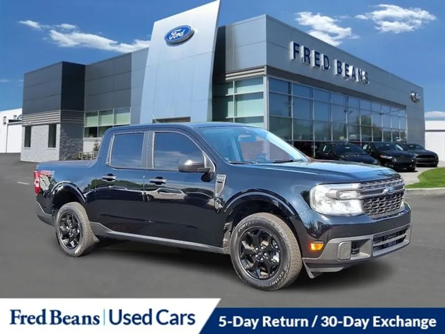 2024 Ford Maverick XLT photo 1