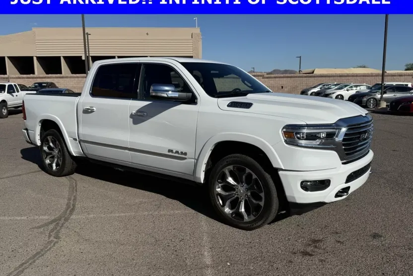 2022 Ram 1500 Limited photo 1
