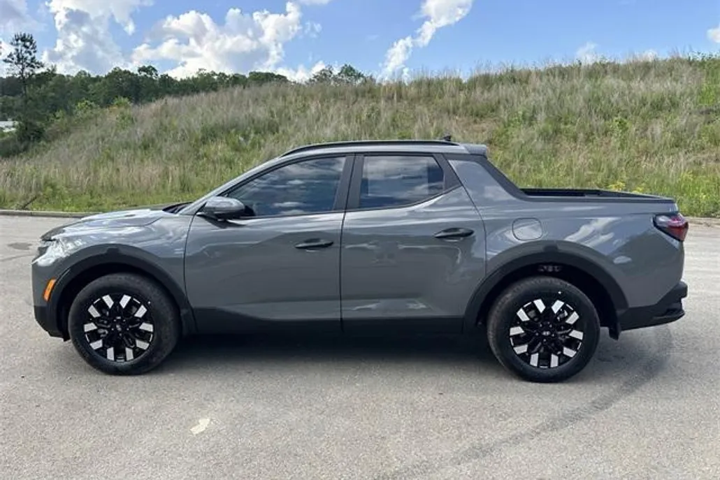 2025 Hyundai Santa Cruz SEL photo 1