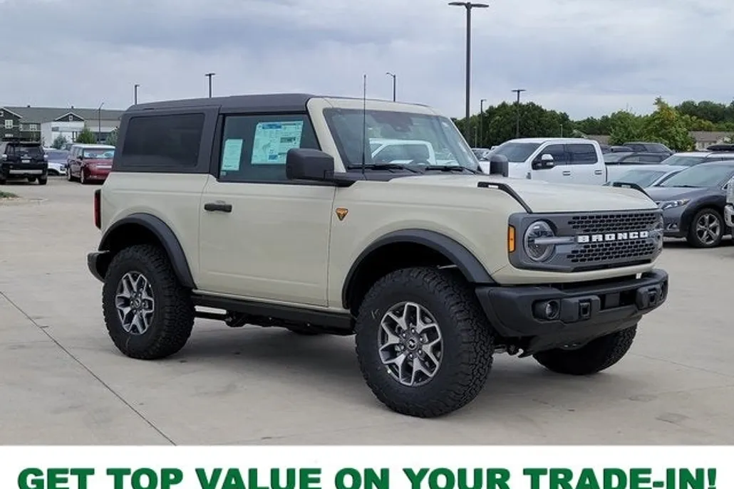 2025 Ford Bronco Badlands photo 1