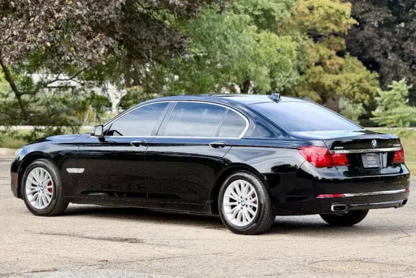 2015 Bmw 740Li xDrive Sedan photo 1