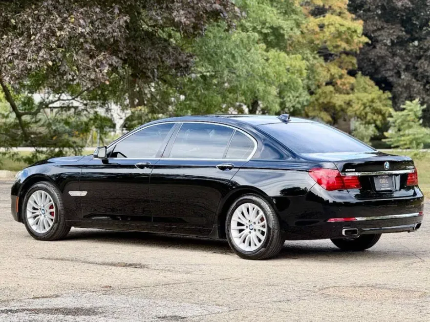 2015 Bmw 740Li xDrive Sedan photo 1