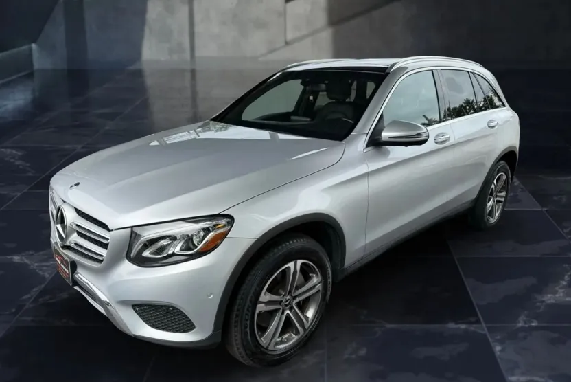 2019 Mercedes Benz GLC 300 4MATIC photo 1