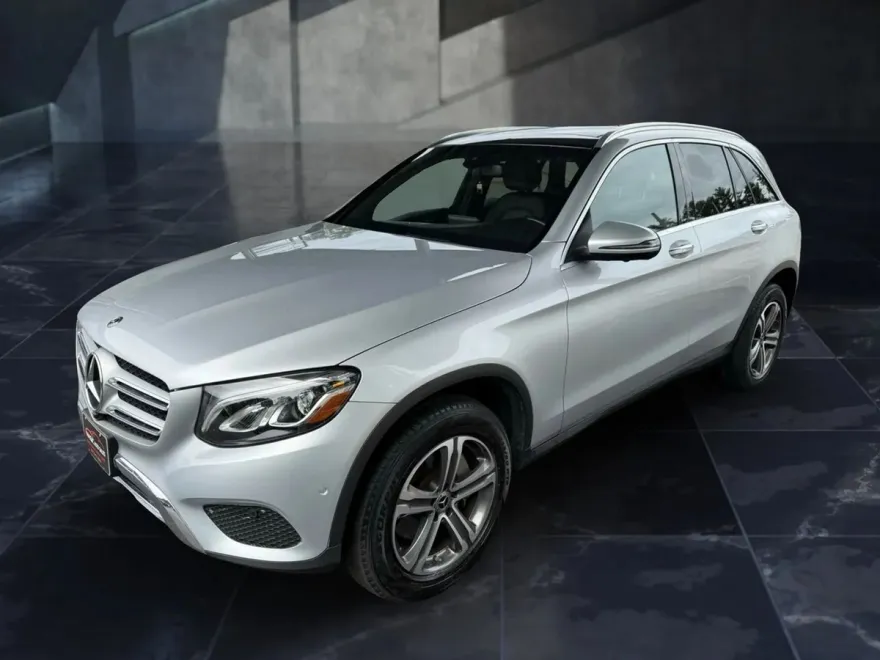 2019 Mercedes Benz GLC 300 4MATIC photo 1