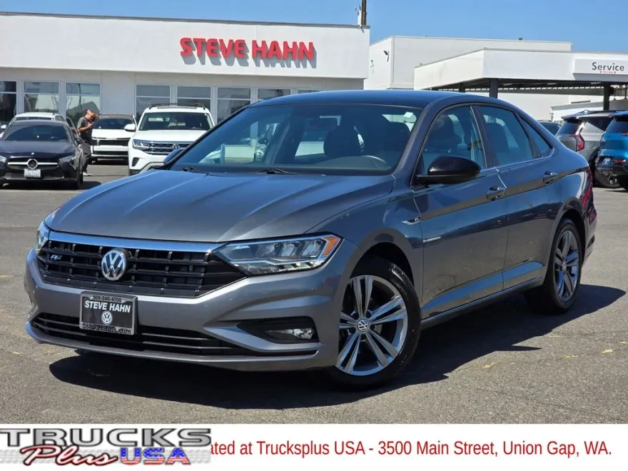 2020 Volkswagen Jetta 1.4T R-Line photo 1