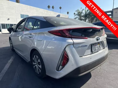 2022 Toyota Prius Prime Limited photo 4