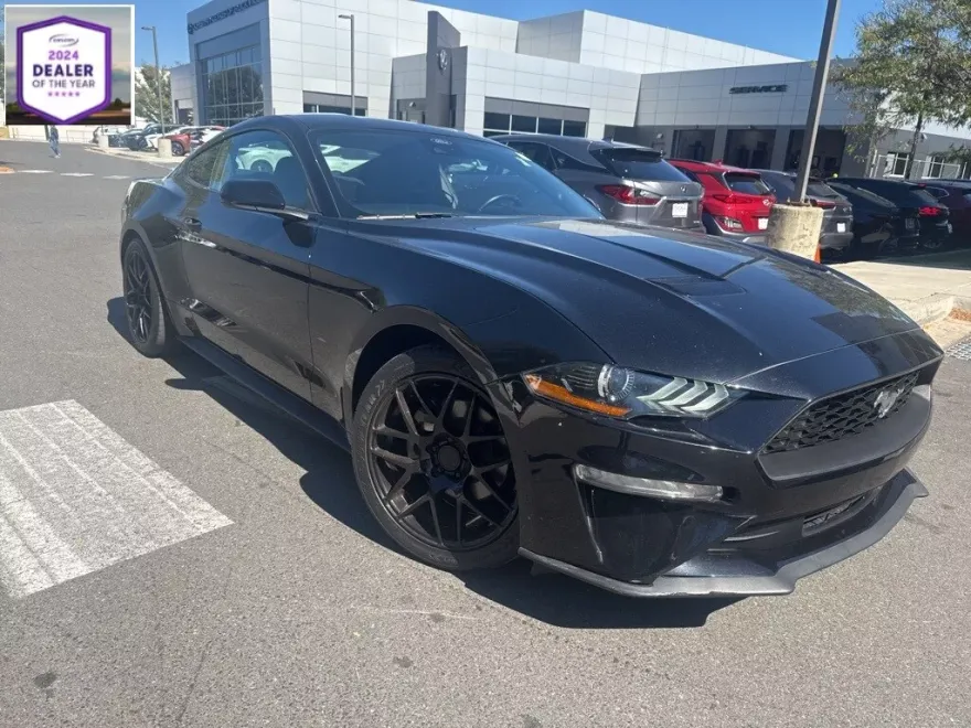 2021 Ford Mustang EcoBoost photo 1
