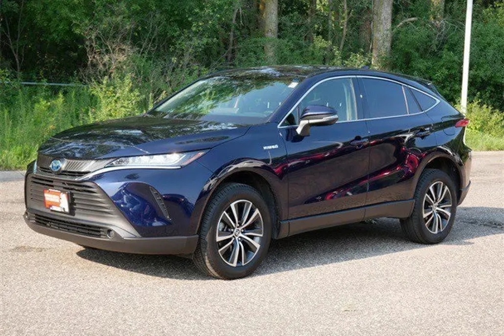 2021 Toyota Venza LE photo 1