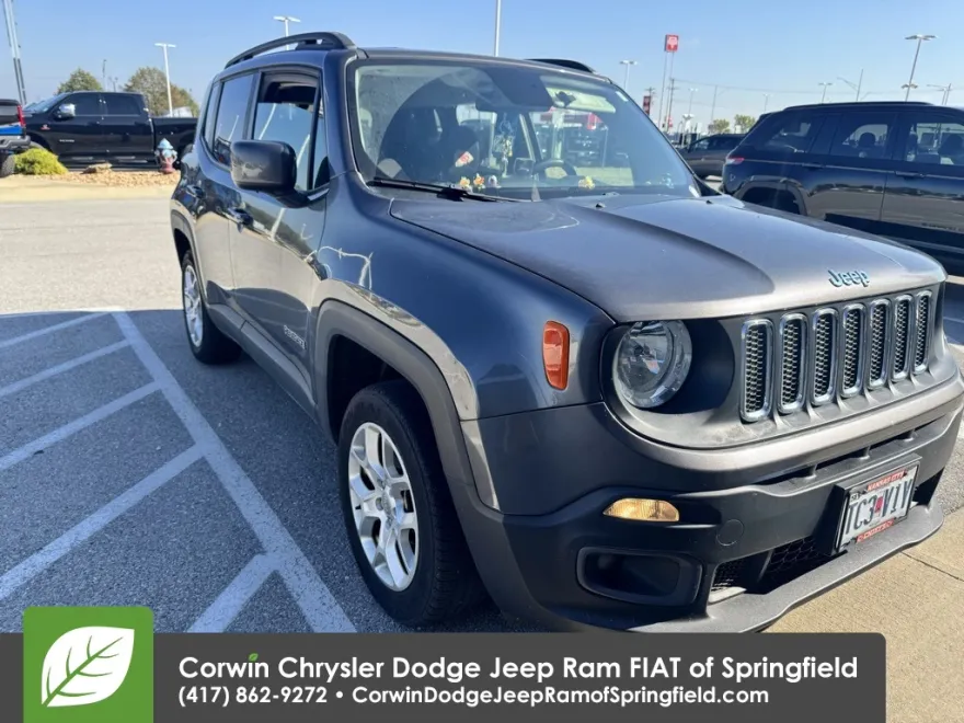 2017 Jeep Renegade Latitude North Edition photo 1
