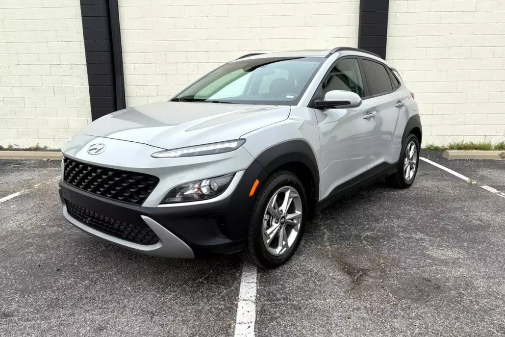 2023 Hyundai Kona SEL photo 1