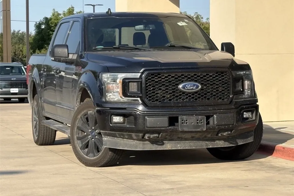 2019 Ford F-150 XLT photo 1