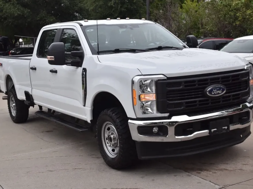 2023 Ford F-250 XL photo 1