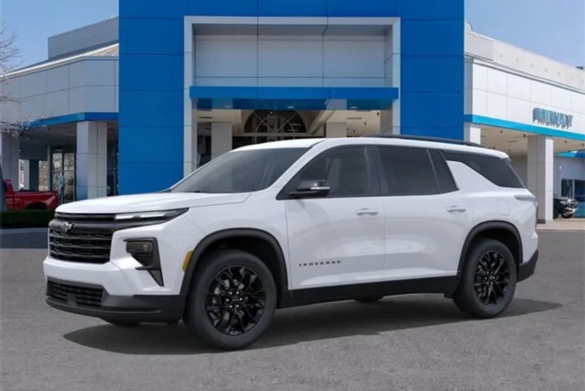 2026 Chevrolet Traverse photo 1