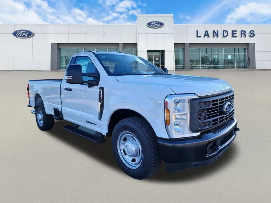 2024 Ford F-350 XL photo 1