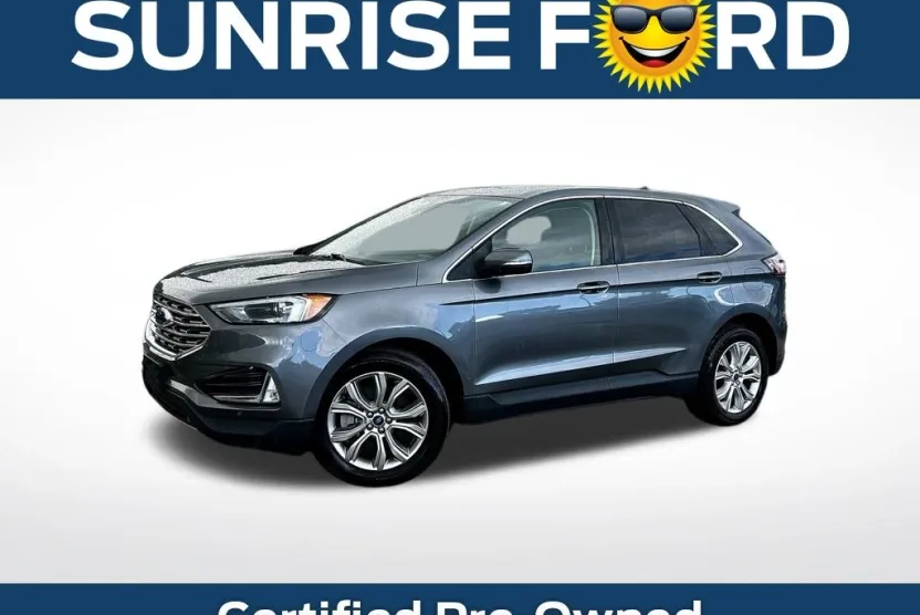 2022 Ford Edge Titanium photo 1